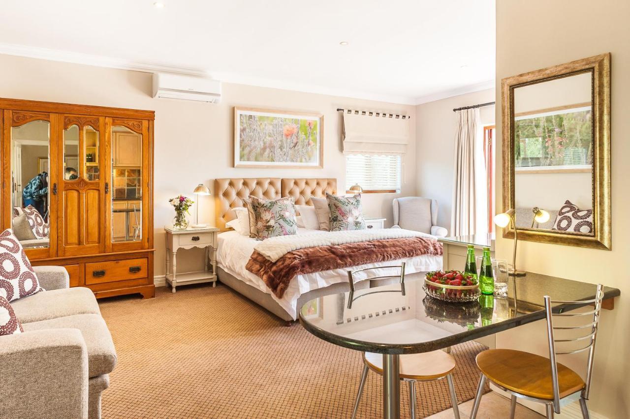 Evertsdal Guesthouse Дурбанвиль Экстерьер фото
